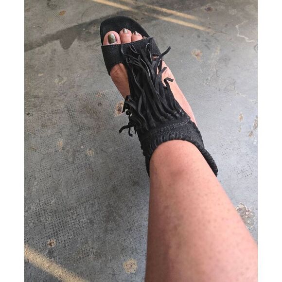 Chinese Laundry Santa Fe Heels - Picture 3 of 8